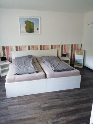 Bedroom 2, Schlummerkasten Gästequartier, Cuxhaven