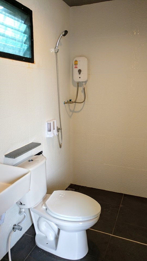 Bathroom 3, LAN LAY Resort, Khlong Yai