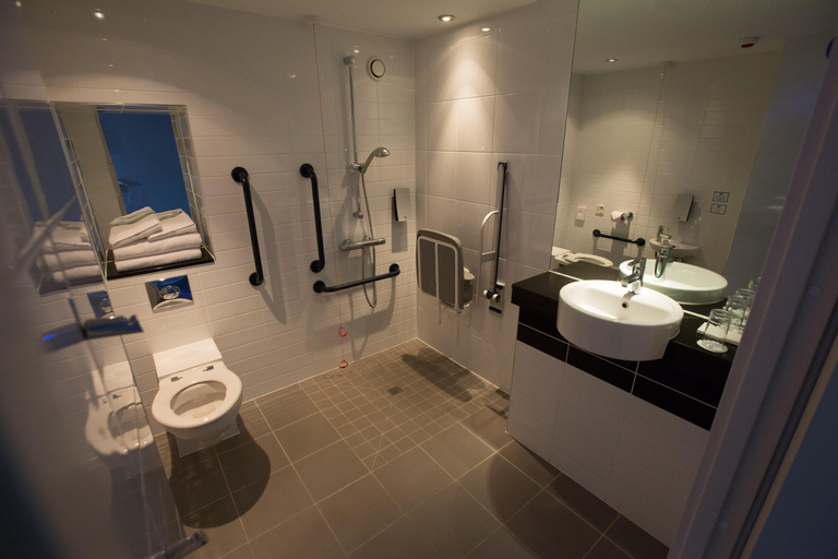 Bathroom 2