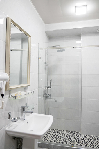Bathroom 5, Level Hotel, Tashkent City