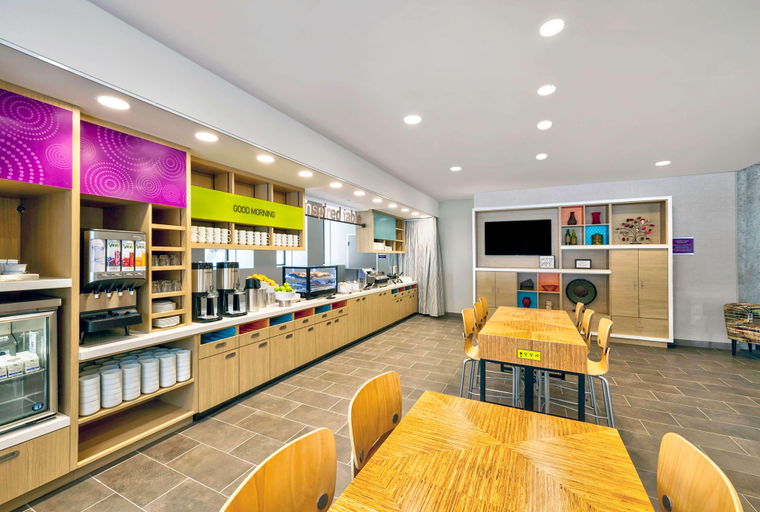 Food & Drinks 3, Home2 Suites by Hilton Minneapolis Downtown, Hennepin