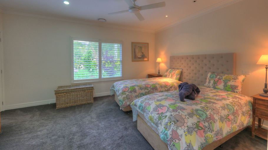 Bedroom 3, G.g's By The River, Alpine - East