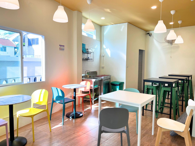 Food & Drinks 5, Sleepy Station - Hostel, Phuket Island