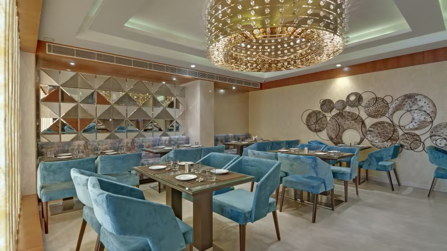 Food & Drinks 5, Beacon Hotel Nirman Vihar New Delhi, Delhi