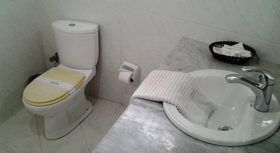 Bathroom, Hotel Victory, Dhaka
