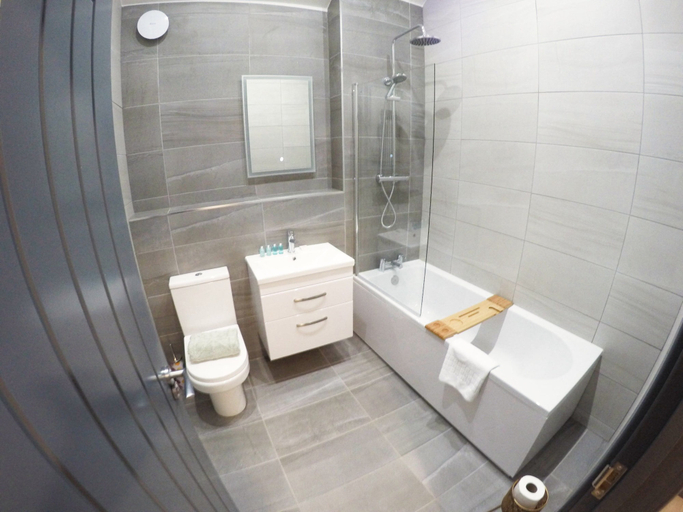 Bathroom 4, Boutique Penthouse Apartment, Northamptonshire