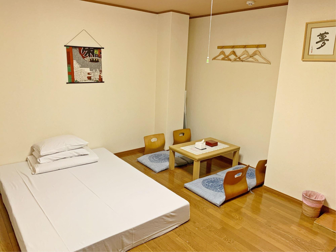 Bedroom 3, Petit Hotel 017, Tokushima