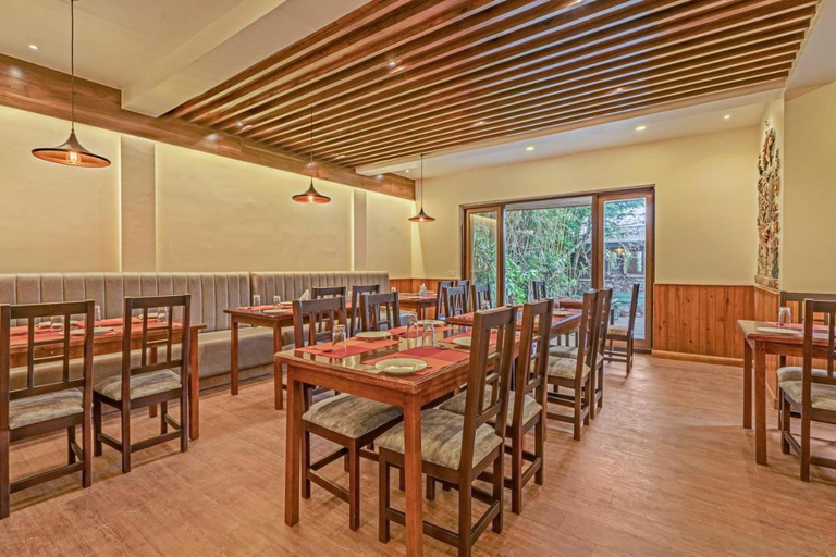 Food & Drinks 4, Sterling Park Kalimpong, Darjiling