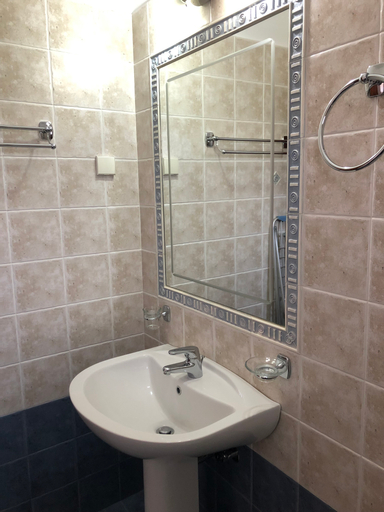 Bathroom 5, Gaia Apartments, North Aegean