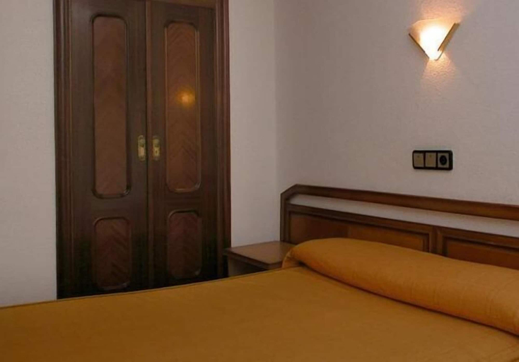 Bedroom 4, Hotel Amefa, Salamanca