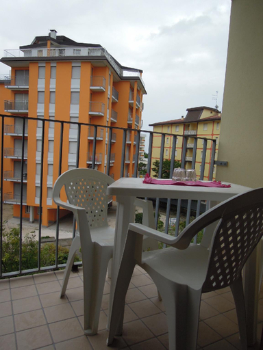 Others 5, Sea-front Apartment in an excellent position in Bibione - By Beahost Rentals, Venezia