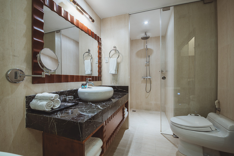 Bathroom 8