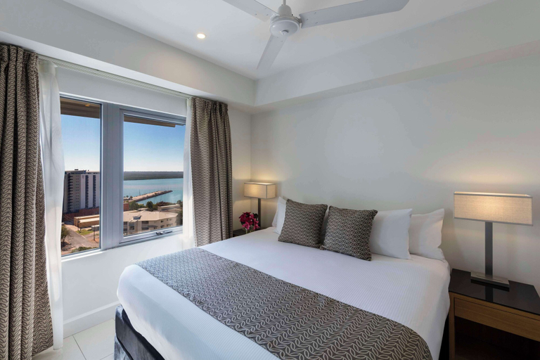 Bedroom 3, Oaks Darwin Elan Hotel, Darwin