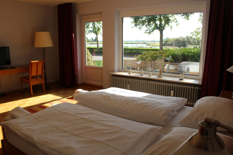 Bedroom 4, Hotel Zur Treene, Nordfriesland