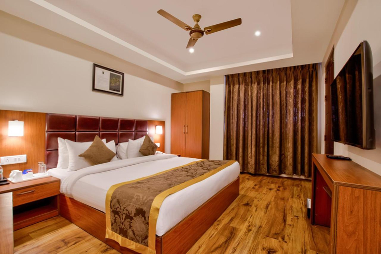 Bedroom 3, Summit Ttakshang Residency Hotel & Spa, East Sikkim