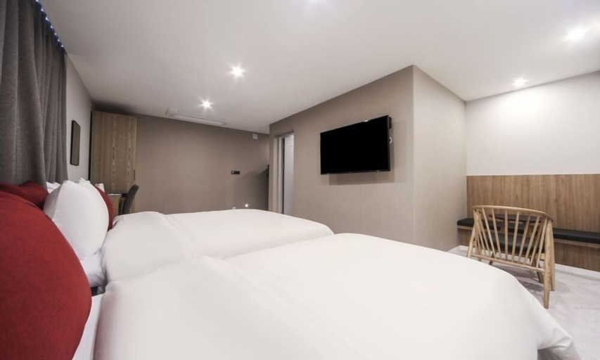 Bedroom 11