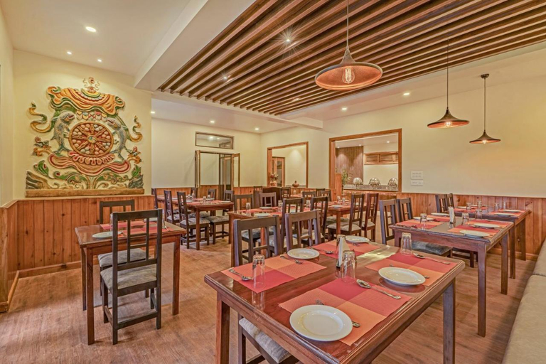 Food & Drinks 5, Sterling Park Kalimpong, Darjiling