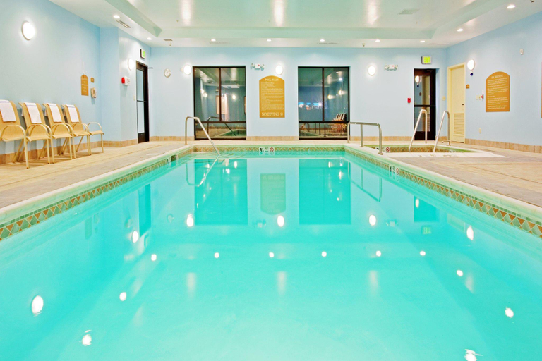 Sport & Beauty 5, Holiday Inn Express Hotel & Suites Latham By IHG, Albany