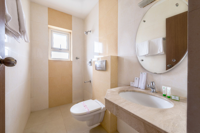 Bathroom 4, Treebo ESS Grande, Coimbatore