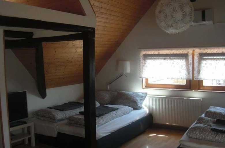 Bedroom 4, Ferienwohnung Misita, Ortenaukreis