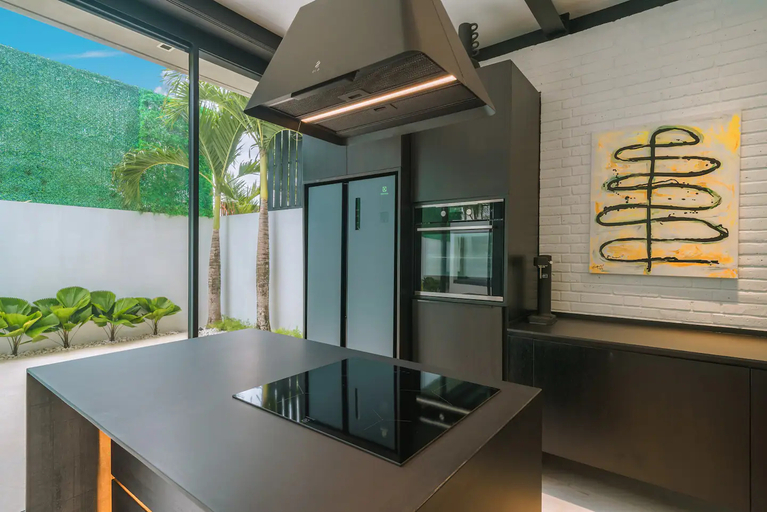 Others 5, Villa Vantage 2 : Industrial & Cozy 3 BR w/ Pool in Great Location !, Badung