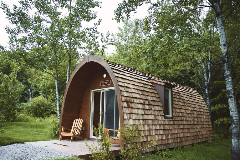 Exterior & Views 2, Parc Omega, Papineau