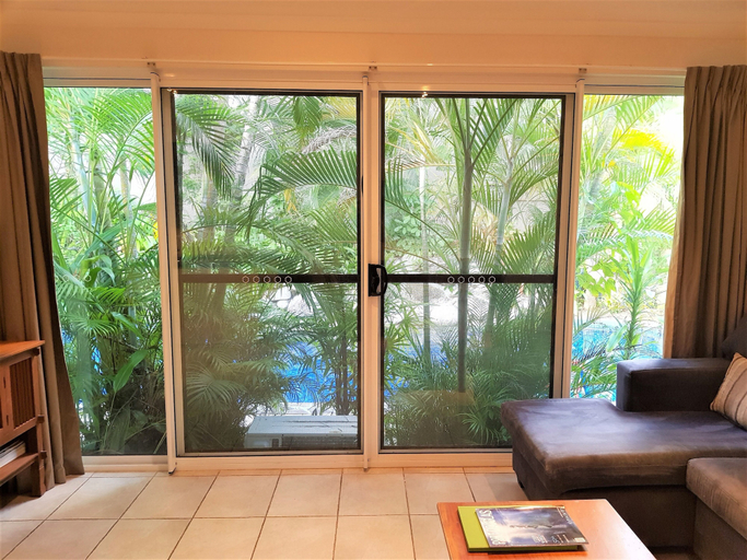 Others 5, Coral Sea Villas, Douglas