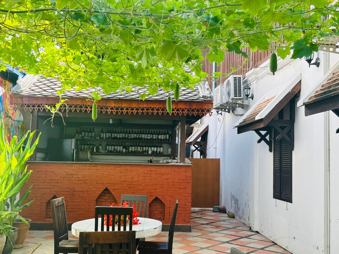 Food & Drinks 4, Thatsaphone Hotel, Luang Prabang