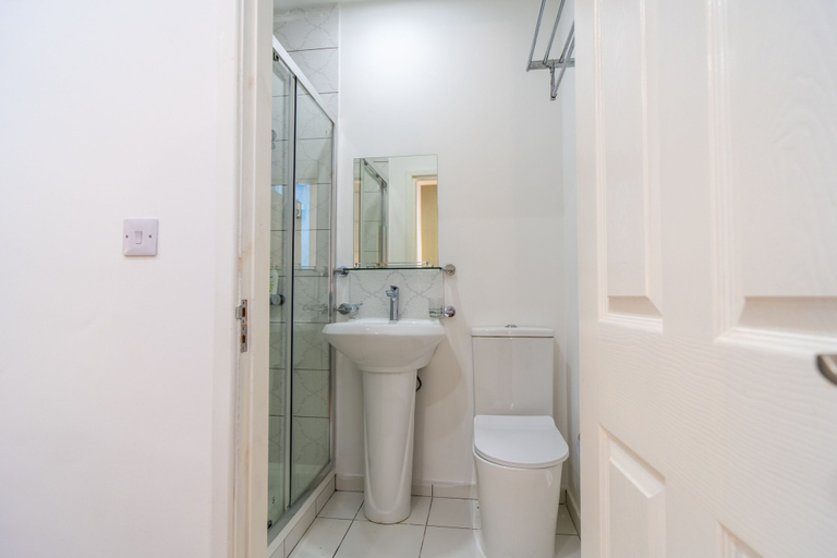 Bathroom 3, Innovation House, Lancashire