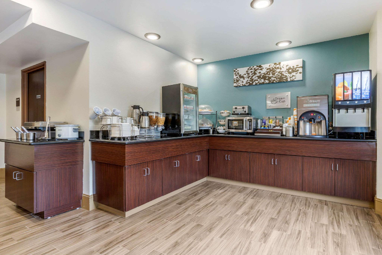 Food & Drinks 5, Sleep Inn & Suites Johnson City, Washington