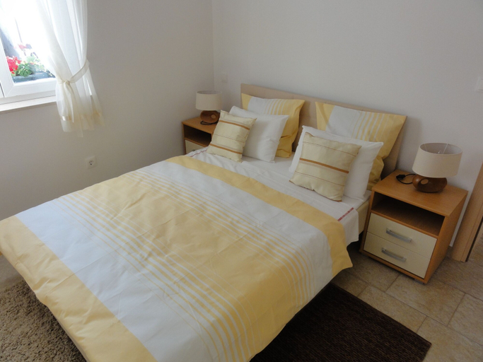 Bedroom 3, Apartments Cubela Beautiful Garden, Trogir