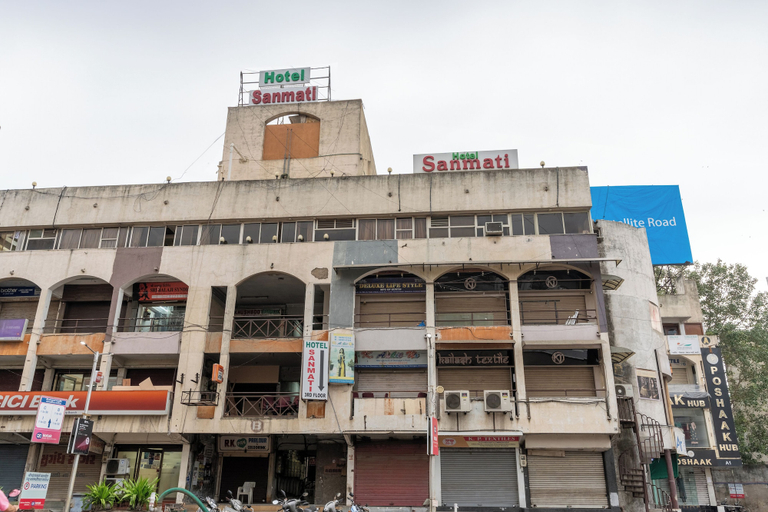 Exterior & Views 2, Hotel Sanmati, Ahmadabad