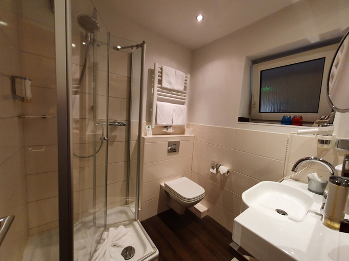 Bathroom 4, Ringhotel Paulsen, Rotenburg (Wümme)