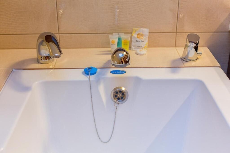 Bathroom 3, TatarInn, Vysokogorskiy rayon