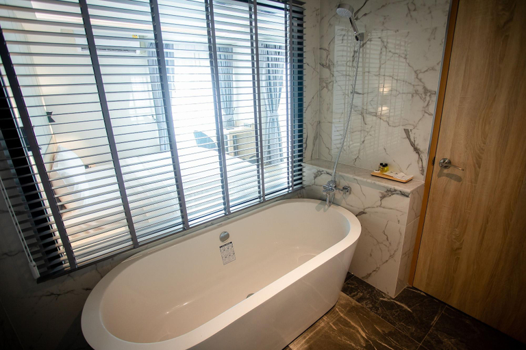 Bathroom 4, Heaven Hotel Chachoengsao, Muang Chachoengsao