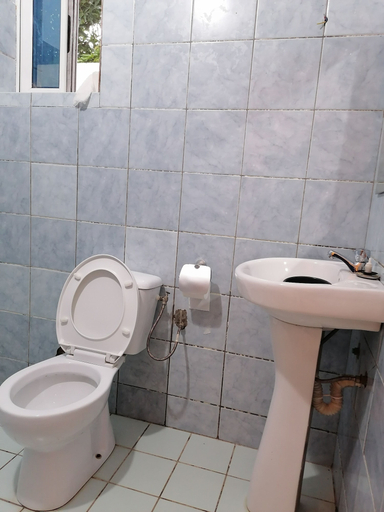 Bathroom 3, Hotel Saint Lazaros, Golfe (incl Lomé)