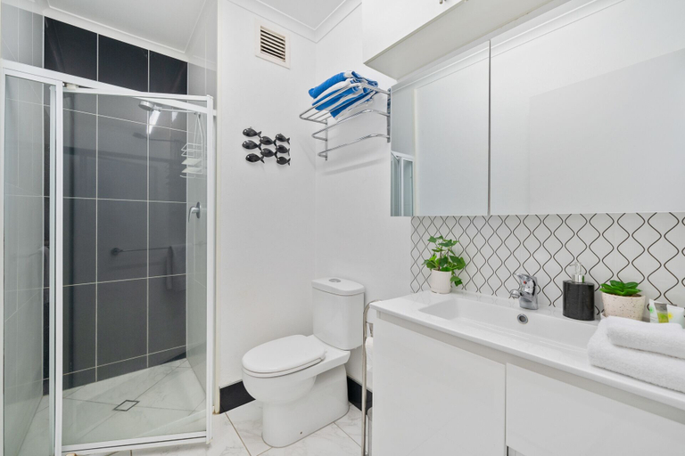 Bathroom 5, The Resort @ Dolphin Heads, Mackay - Pt A