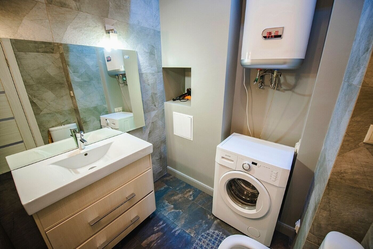 Bathroom 4, Apartment on Semenovskaya 10-11, Vladivostok gorsovet