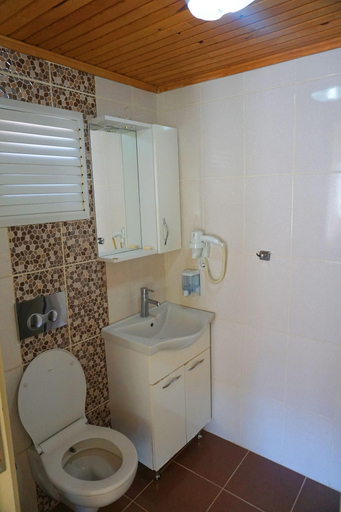 Bathroom 5, Cobanoglu Otel, Kaş