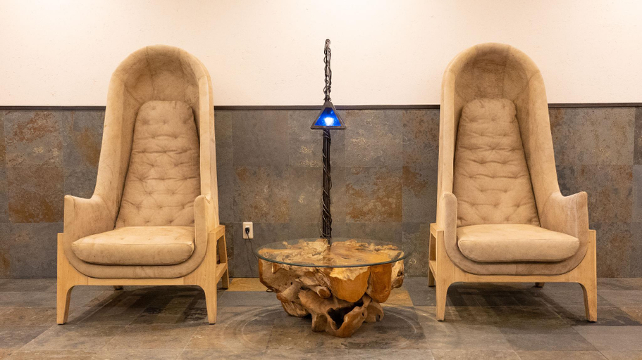 Public Area 2, Mayu Futahari, Nishiizu