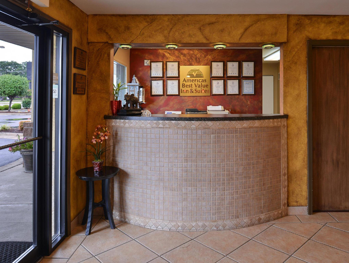 Public Area, Americas Best Value Inn & Suites University Ave, Pulaski