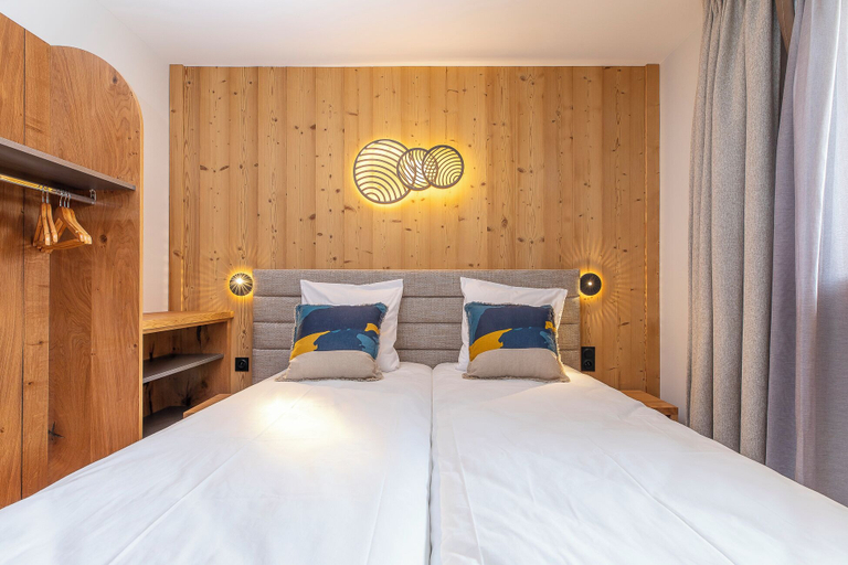 Bedroom 4, La Cour Aux Ecureuils, Savoie