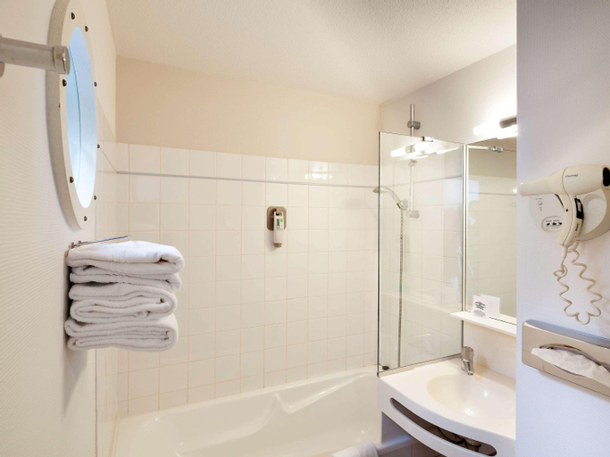 Bathroom 5