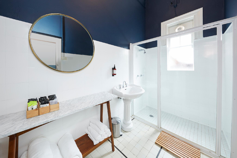 Bathroom 3, Bridgeview Hotel Willoughby, Sydney