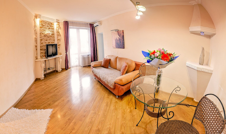 Others 3, Balcony Apartment near Deribasovskaya, Odes'ka