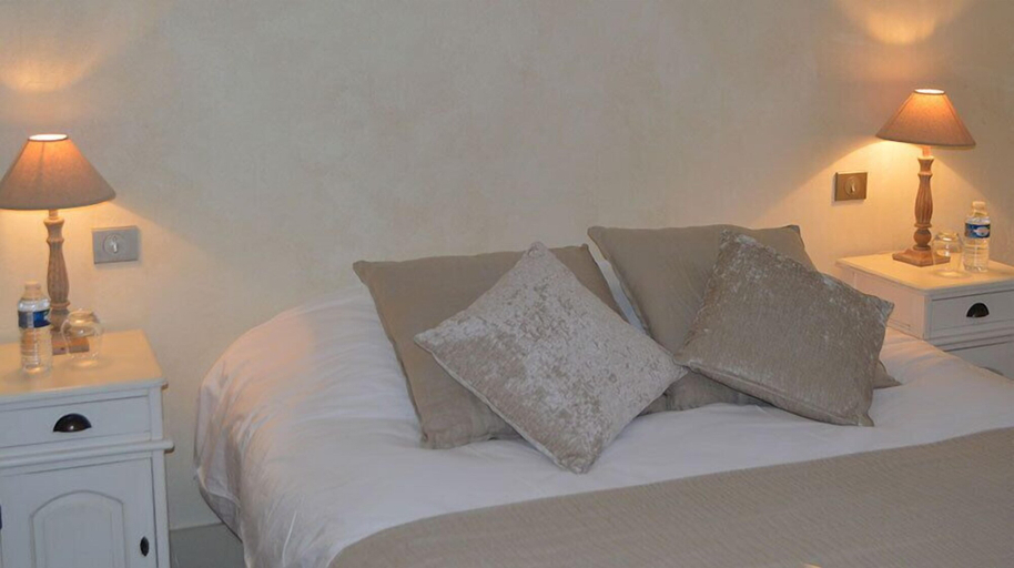 Bedroom 4, Le Clos Margot, Marne