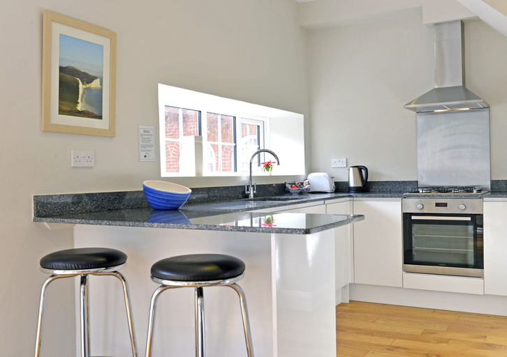 Others 5, Coachman's Cottage, East Sussex