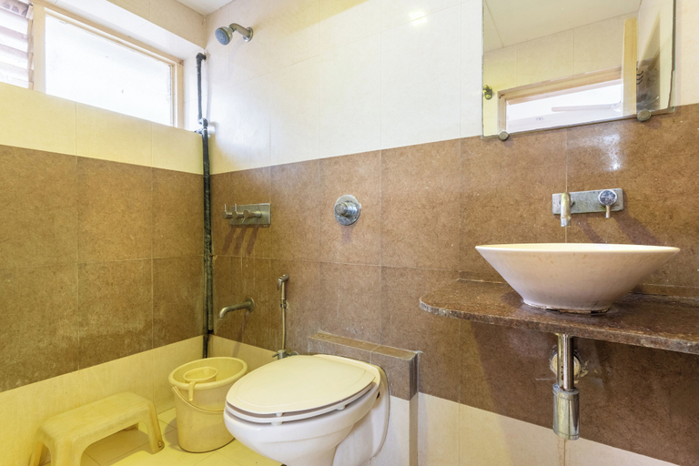 Bathroom 5, Hotel Sanmati, Ahmadabad