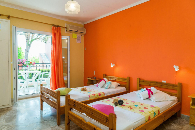 Public Area, Roussa's Studios and Apartments, Ionian Islands