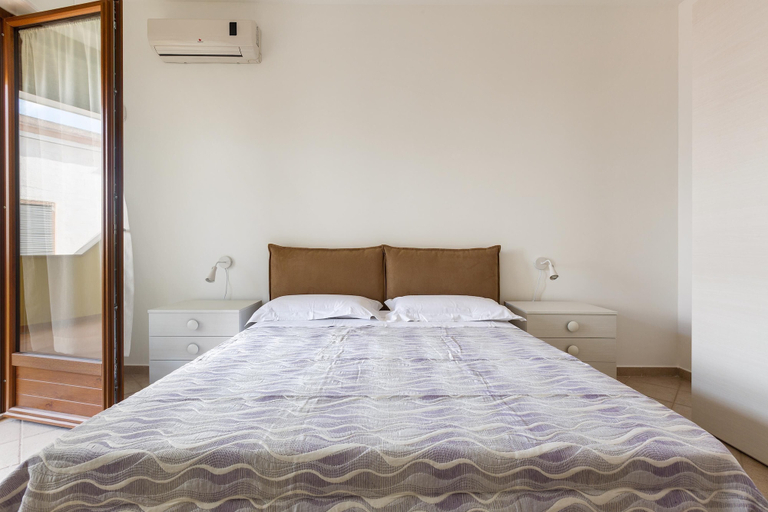 Bedroom 3, 3225 Appartamento La Trozzella by Barbarhouse, Taranto